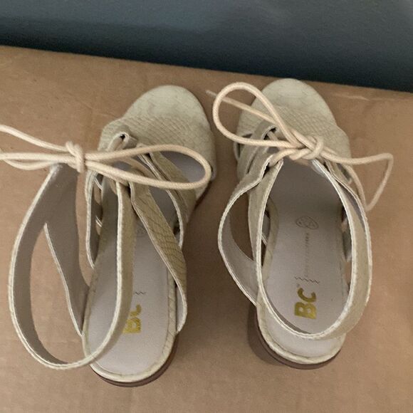 BC Born In California Lace Up Vegan Heel Taupe Tan Faux Snakeskin - Picture 5 of 10